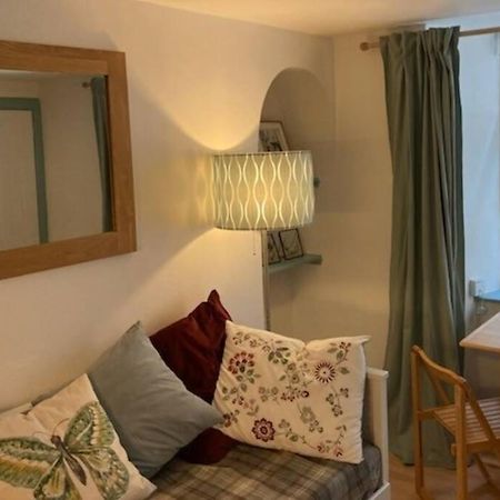 The Snug, A Great Flat In The Heart Of Peebles. Lägenhet Exteriör bild
