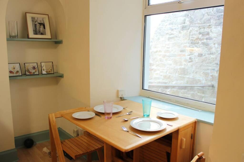 The Snug, A Great Flat In The Heart Of Peebles. Lägenhet Exteriör bild